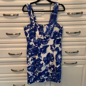 NWOT Ivy + Blu blue and white sweetheart neckline dress- fully lined- Size 8